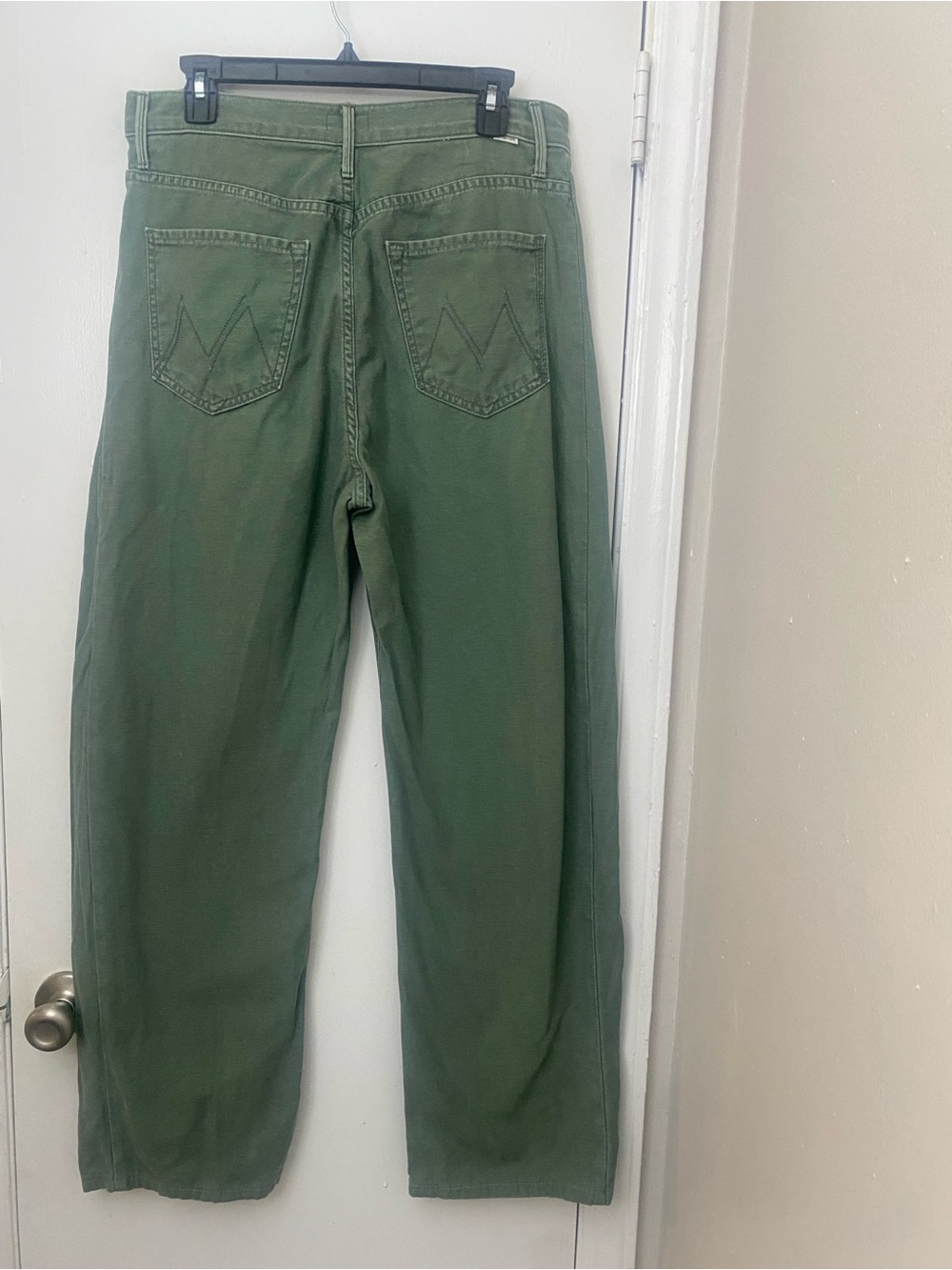 MOTHER The Full Pipe Skimp Jeans in Roger That - Picture 5 of 10